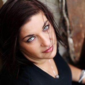 Meet your Posher, Kelli